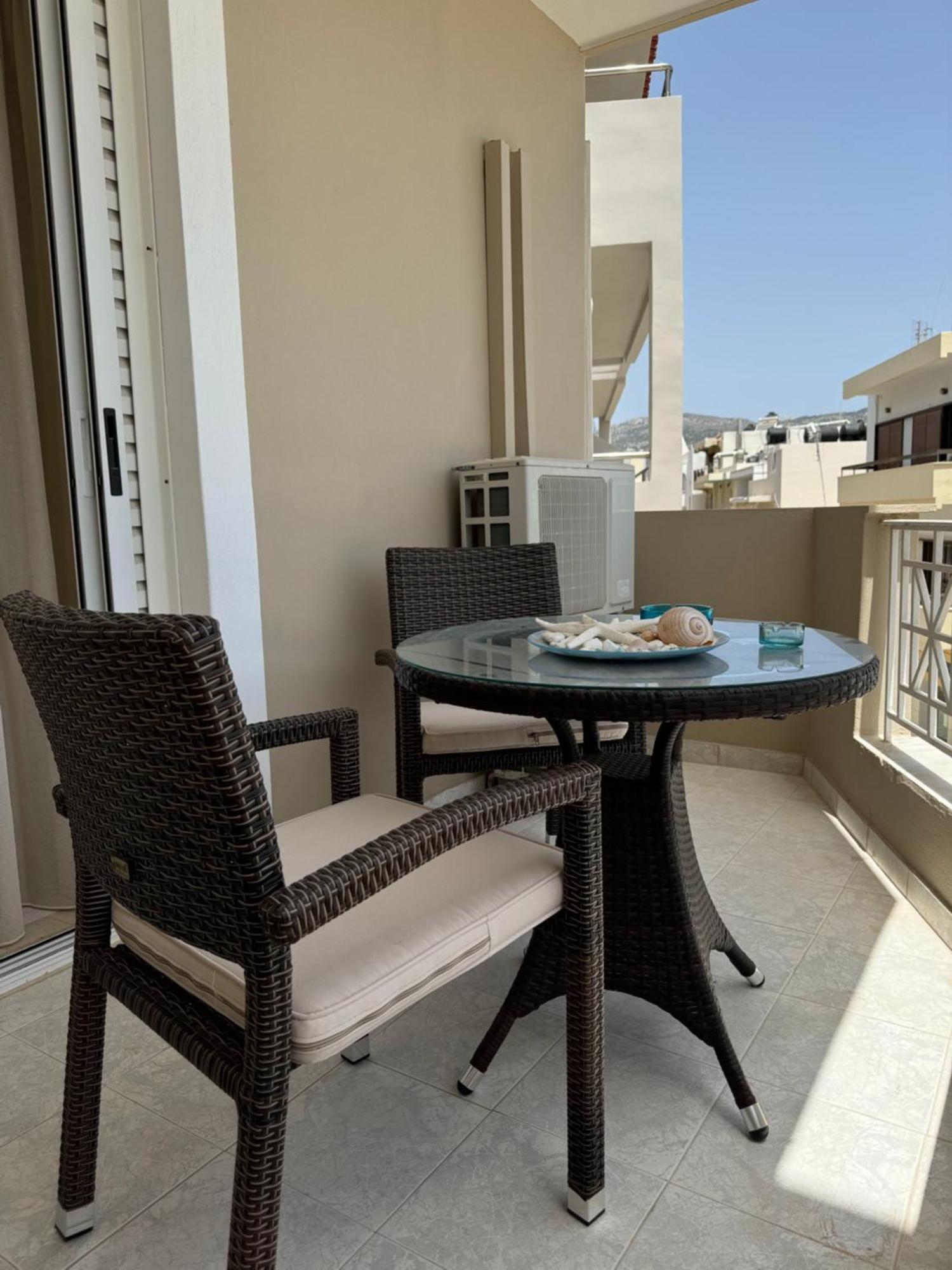 Remvi Deluxe Apartment 104 With Sea View 卡尔帕索斯 外观 照片